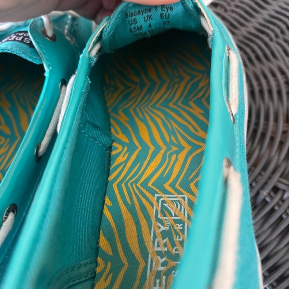 Sperry Topsider - Picture 6 of 6
